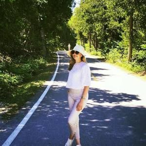 Meet your Posher, Duaa